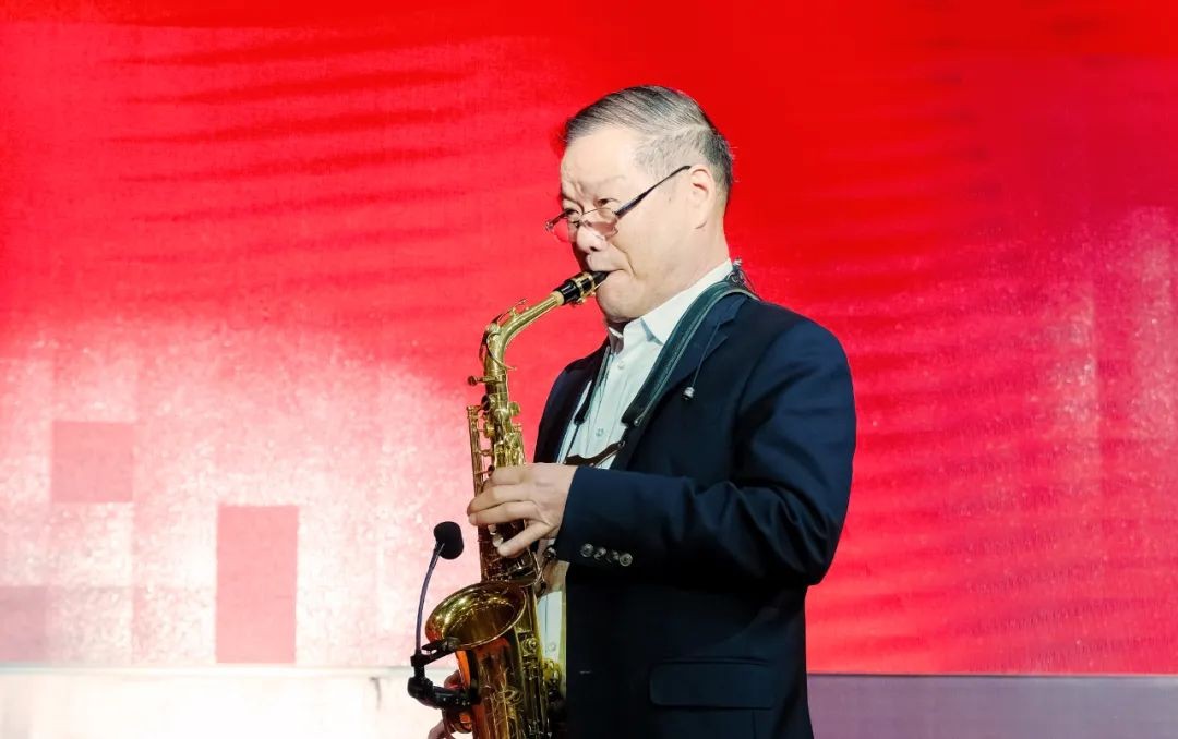 152df6263e61eb45efe2023c2b345e61_w1080