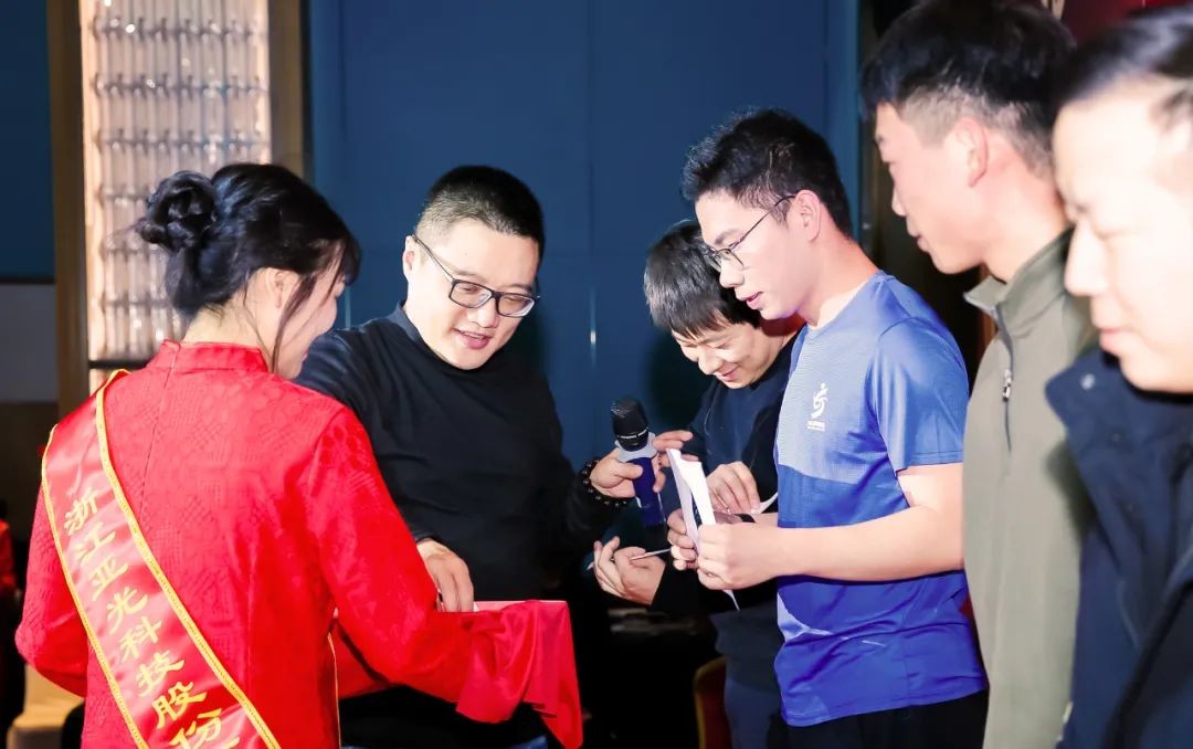 768698716a4a733466aaee772556dd4c_w1080